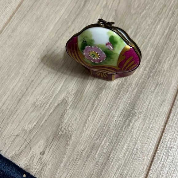 Limoges Trinket Box LaGloriette No. 145/250 Handpainted France Cranberry & Gold - Picture 11 of 11